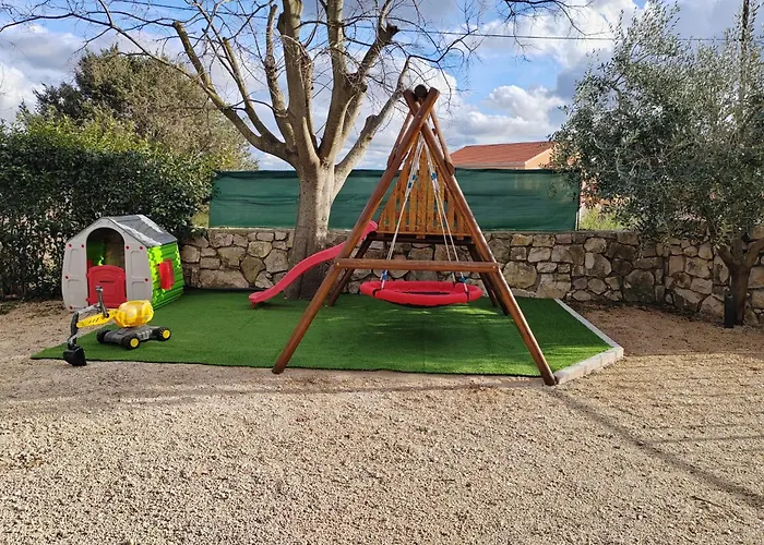 Kuca Za Odmor Cvita Hébergement de vacances